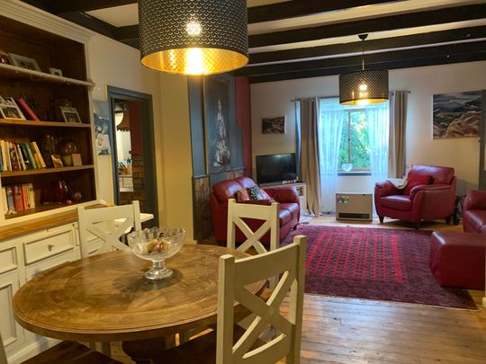 Great Location - Photo 1