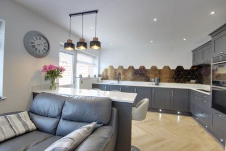 Ellerker Rise, Willerby, Hull - Photo 4