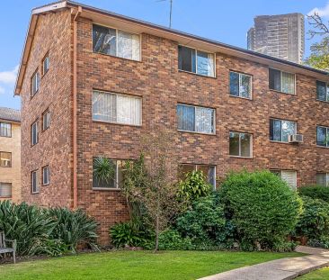 Brilliant Location Near River – Renovated - Photo 6