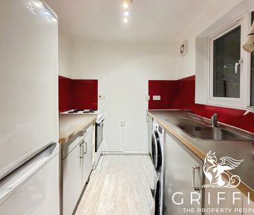 Rookley Court, Linnet Way, Purfleet, RM19 - Photo 1