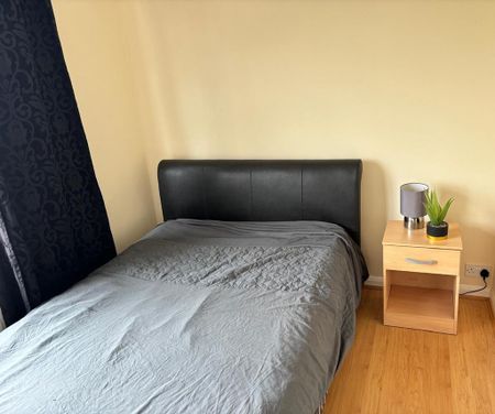 1 bedroom in a house share to rent - Photo 5