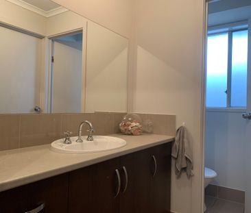 5 Bedroom Family Home - Photo 3