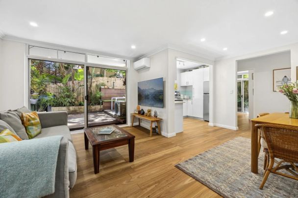 Coastal Retreat Offering Effortless Indoor-Outdoor Living - Photo 1