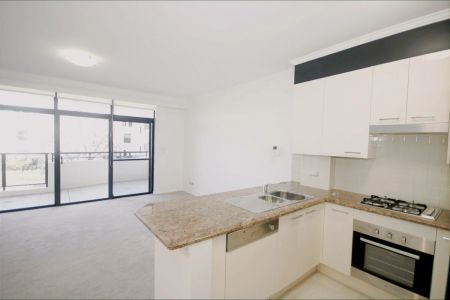 2Bedrooms, 2Bathrooms - Photo 4