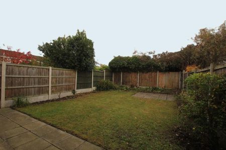 2 bedroom semi-detached house to rent - Photo 2