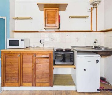 Hyde Road, Little Chelsea, Eastbourne, BN21 - Photo 3