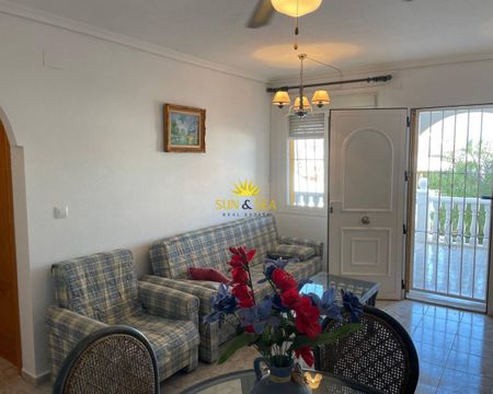 TWO-BEDROOM CHALET – GUARDAMAR DEL SEGURA - Photo 3