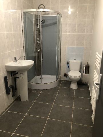 Location Appartement 3 pièces 60m² DREUX 28100 - Photo 3