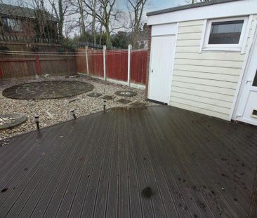 3 bedroom semi-detached house to rent - Photo 1