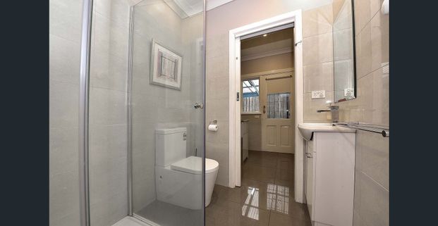 Great Family home with excellent location. - Photo 1