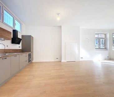 Agréable appt (immeuble Art Déco) - 110m² / 50m de la Place Brugmann - Photo 2