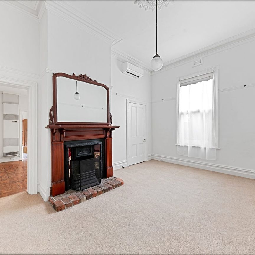 Charming Victorian Home - Photo 1