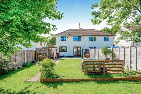 3 bedroom house to rent - Photo 2