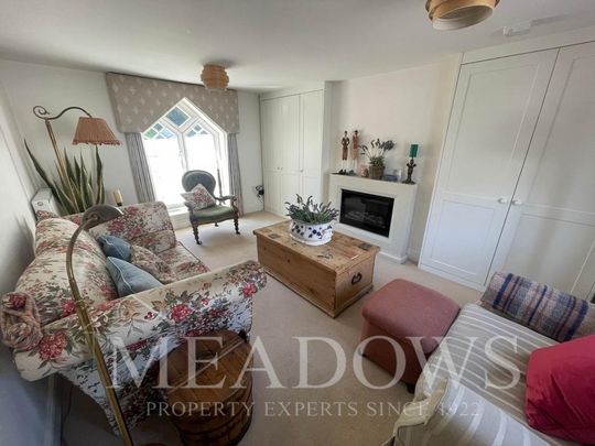 3 bedroom semi-detached house to rent - Photo 1