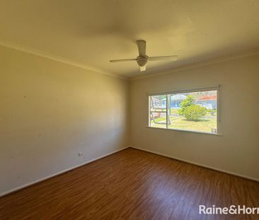 3-Bedroom for Lease in Campbelltown - Photo 2