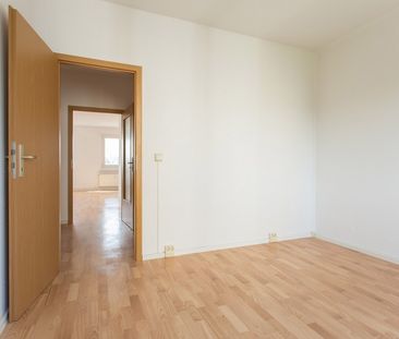 Hier wirst du dich wohlfühlen - 3-Raumwohnung mit Einbauküche - Photo 4