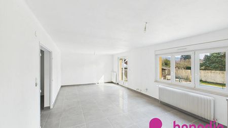 CORNY SUR MOSELLE - MAISON F6 - 4 CHAMBRES - PISCINE - Photo 2