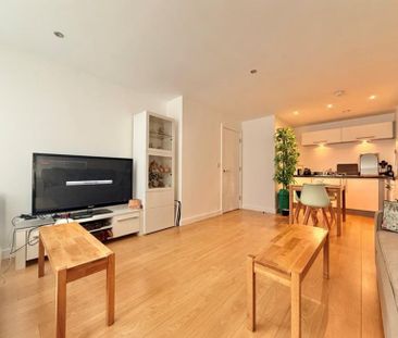 1 Bedroom Apartment To Let - Photo 6