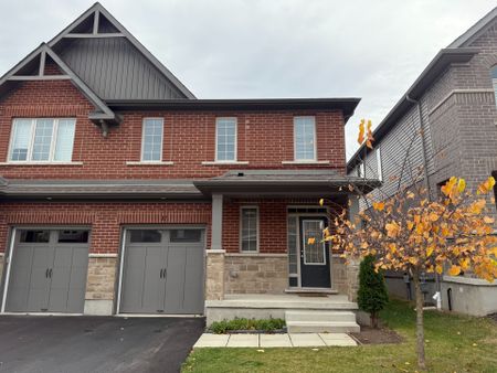 For Lease - 11 Gleason Crescent, Kitchener, Ontario - Photo 3