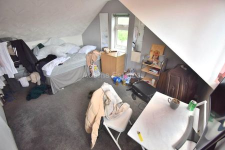 6 bedroom terraced house to rent - Photo 2