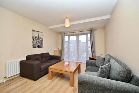 Apt 33 Sequoia Building, 1 Redwood Grove, Dunmurry, Belfast, BT17 9FE - Photo 2