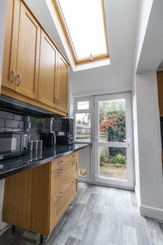 4 bedroom house share to rent - Photo 5