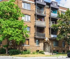 4 rooms apartment of 34m² in Montreal - Photo 1