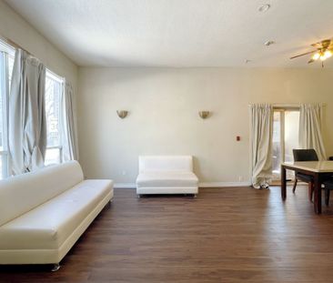 For Lease - 102 Twenty Fifth Street, Toronto, Ontario - Photo 4