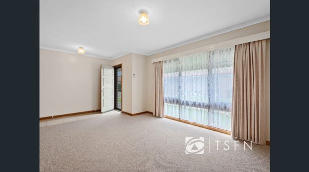 Perfect Location in the heart of Flora Hill - Photo 1
