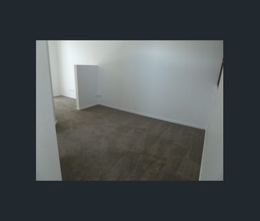 3 Bedroom Townhouse in Central Robina - Photo 6