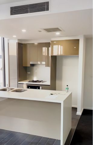 2 bed 2 bath-642 - Photo 2