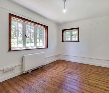 A charming and well-presented period cottage. - Photo 4