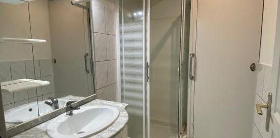 Location Appartement 2 pièces 55m² CHATEAUBRIANT 44110 - Photo 2