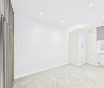 Priory Avenue, High Wycombe, Buckinghamshire,HP13 - Photo 3