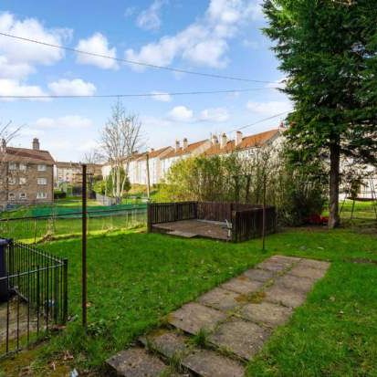 1 bedroom property to rent in Paisley - Photo 1