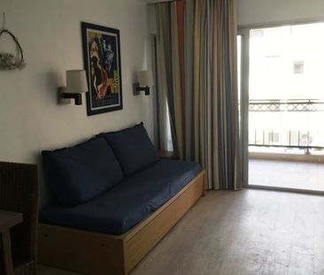 À louer – 2 pièces meublé avec terrasse - Photo 2