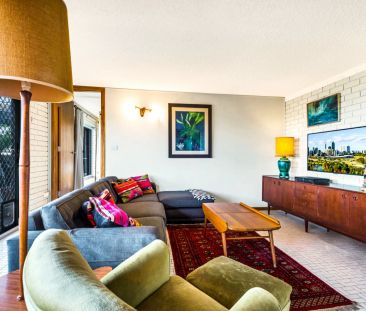 Fully Furnished - The Ultimate Beach Character filled Beach Escape - Photo 1