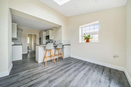 Moreton-in-marsh, Gloucestershire, GL56 - Photo 5
