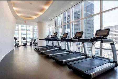 For Lease - 1 Bloor Street Unit# #313, Toronto, Ontario - Photo 2