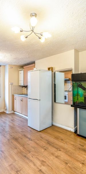 Charlton Church Lane, Charlton, SE7, London - Photo 1