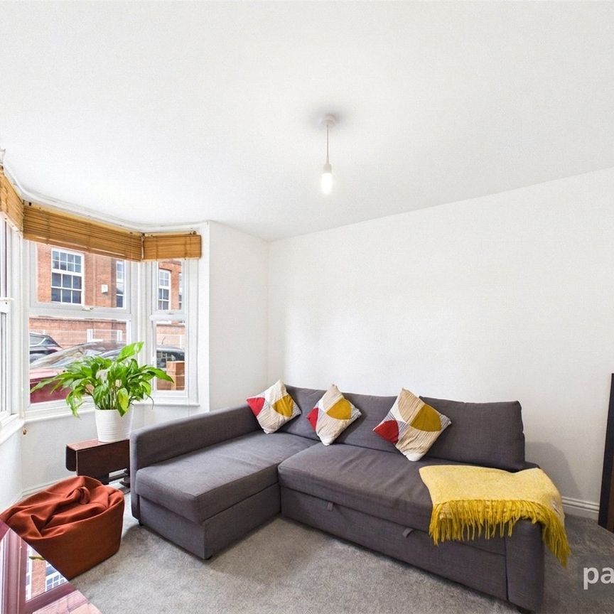 Swansea Road, Reading, Berkshire, RG1 - Photo 1