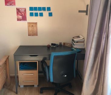 6 bedroom house to rent - Photo 4