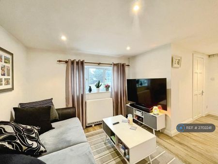 1 bedroom flat to rent - Photo 2