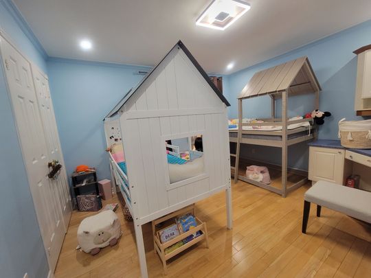 For Lease - 98 Brookeview Drive, Aurora, Ontario - Photo 1