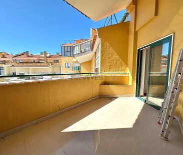 Apartment T4 in Queluz e Belas, Sintra - Photo 2
