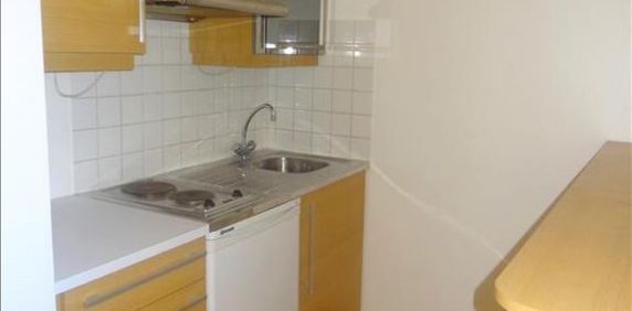 Location Appartement LEVALLOIS PERRET - - Photo 2