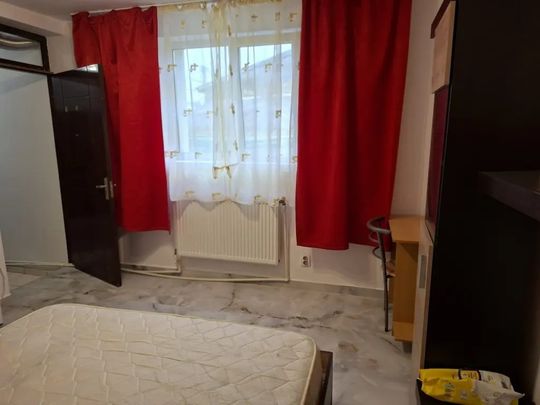 P.F. Garsonieră la parter vilå Centru, lânga UMF N.Leon - Photo 1