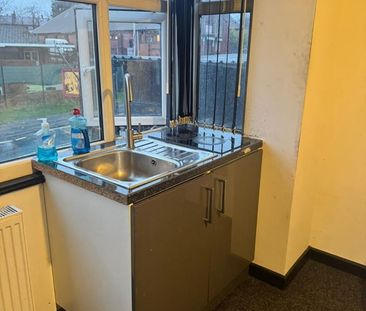 Studio Flat, Moston Lane, M9 - Photo 6