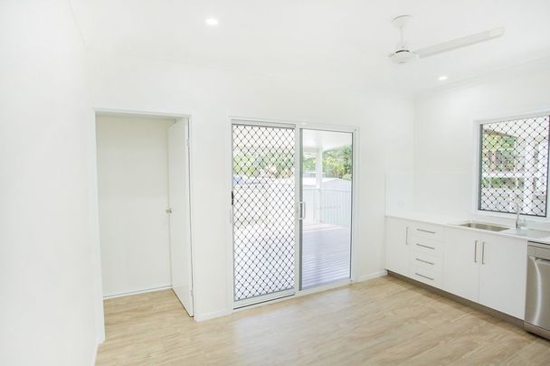 Renovated 3 Bedroom Home - Photo 1