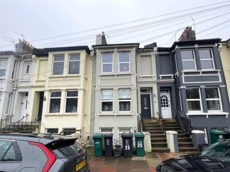1 bedroom flat to rent - Photo 2